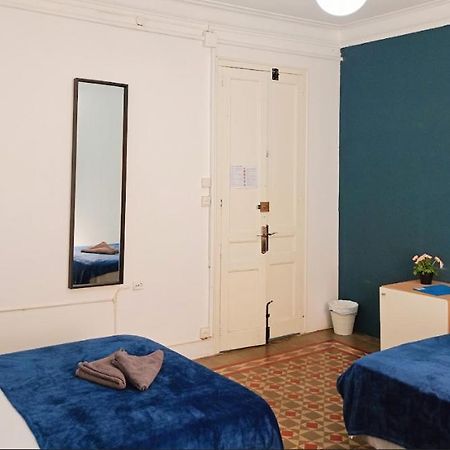 Banys Nous R2 Bed & Breakfast Barcelona Bagian luar foto